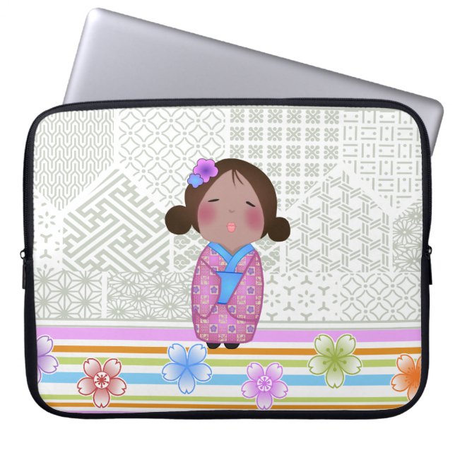 Kokeshi-Sakura Laptopschutzhülle (Vorderseite)