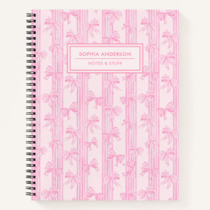 Kokette rosa Schleifen mit Streifen personalisiert Notizbuch