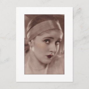 kokette Schönheit aus dem Deco-Zeitalter Postkarte
