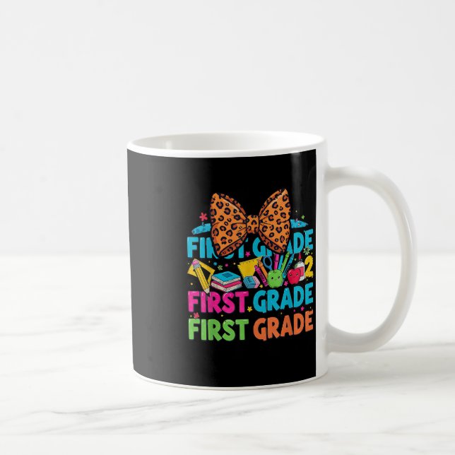 Koketten-Bogen-Bleistift-Design Erste Klasse Für M Kaffeetasse (Rechts)