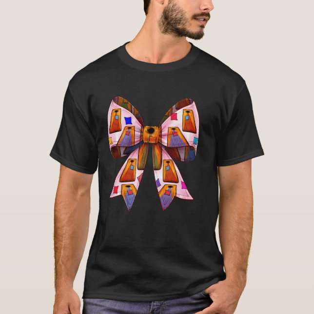Koketten-Bogen-Cornhole-Board-Bohnenbeutel-Muttert T-Shirt (Vorderseite)