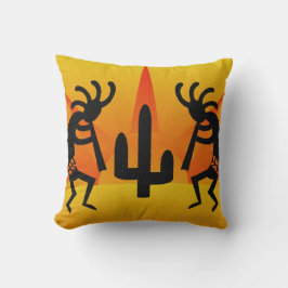 Kokopelli mit Kakteen im Südwesten des Sonnenunter Kissen