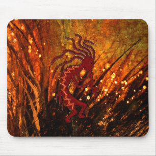 Kokopelli mit Leuchtkäfern Mousepad