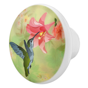Kolibri und rosa Lilie auf Blumenmuster Keramikknauf