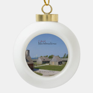 Kolonialer Michilimackinac-Ball Keramik Kugel-Ornament