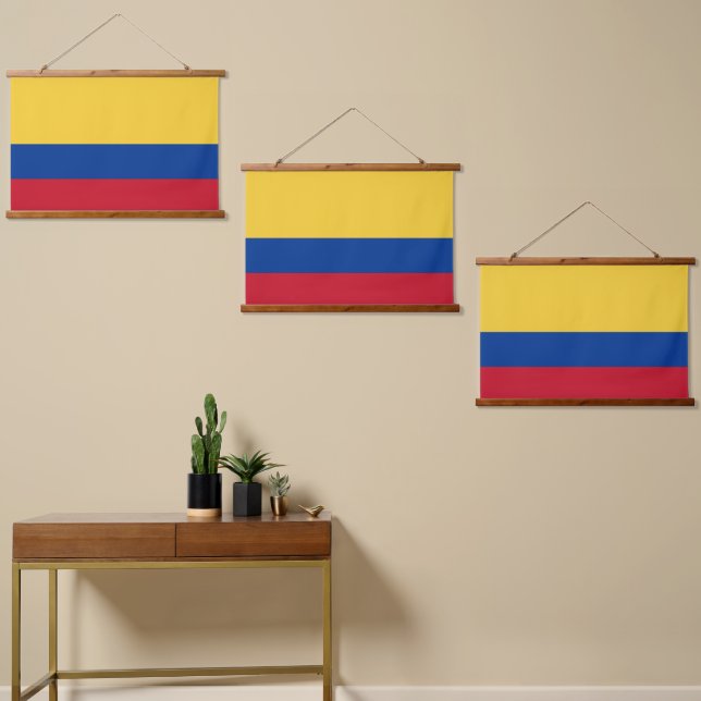 Kolumbien-Flagge Wandteppich Mit Holzrahmen (Asymmetrisch)