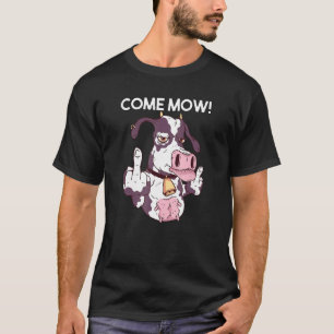 Komische Kuh bereit für einen Kampf T-Shirt