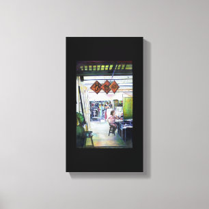 Kommt dieser Drache mit Trainingsrädern? Leinwanddruck