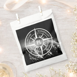 Kompass-Sternemblem monogramm dramatische Berge Geschenktütchen