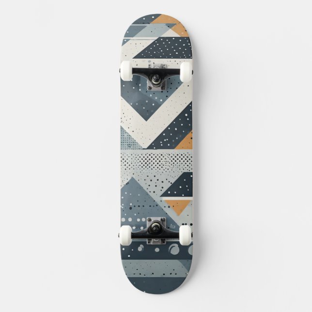 Komplexe geometrische Formen in Grau Skateboard (Vorderseite)