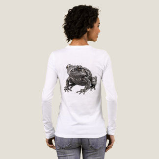 Komplizierte keltische silberne Frosch-Skulptur mi Tri-Blend Shirt
