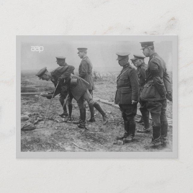 König Albert auf dem Schlachtfeld Weltkrieg 1 Postkarte (Vorderseite)