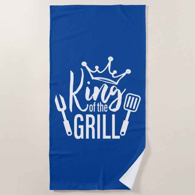 König der Grill-Typografie Strandtuch (Vorderseite)