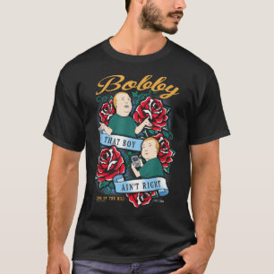 König des Berges Bobby, der Junge in der rechten T T-Shirt