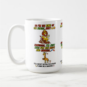 König des Dschungels Löwe hält lustigen Mittagssch Kaffeetasse