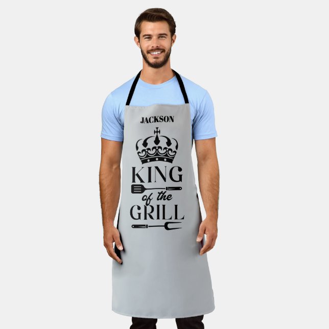 König des Grills All-Over Print Schürze (Getragen)
