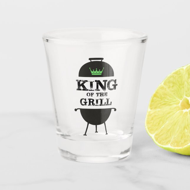 König des Grills, schwarz-grüne Krone Schnapsglas (Vorderseite)