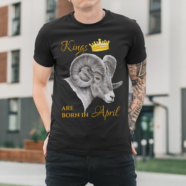 Könige sind im April geboren Aries Zodiac Ram Crow T-Shirt (Von Creator hochgeladen)