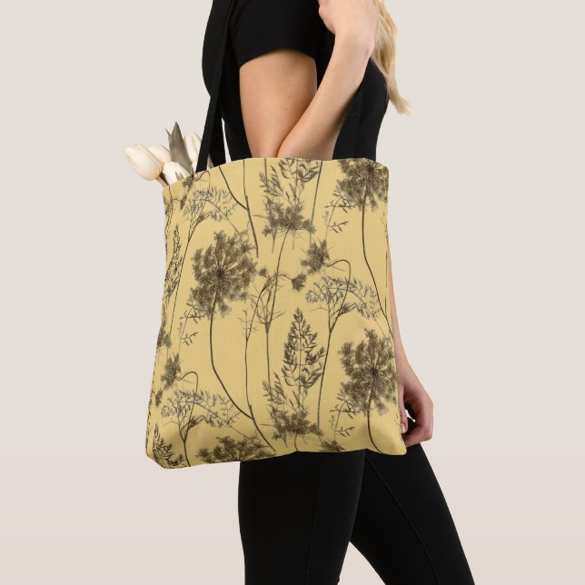 Königin Anne's Lace auf einer Tasche (Von Nahem)