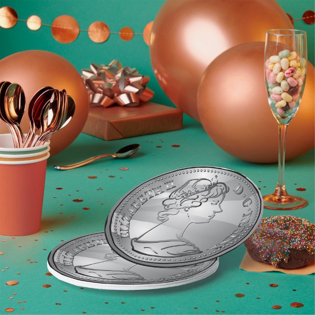 Königin auf der Münze Pappteller (Von Creator hochgeladen)