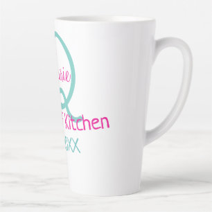 Königin der Küche monogramm grün rosa einfache min Milchtasse