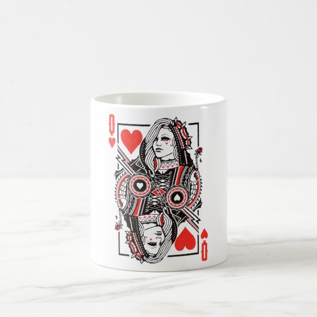 Königin des Herzens, überspannte Grafik, Spielkart Kaffeetasse (Mittel)