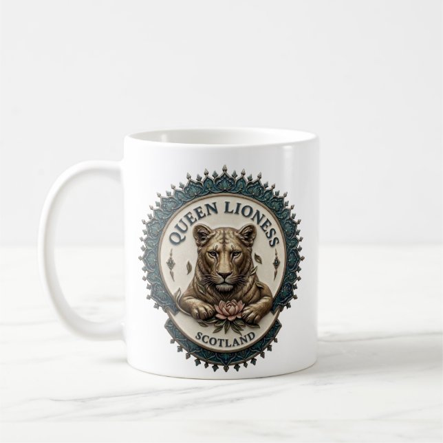 Königinnenlöwin. Schottland Kaffeetasse (Links)