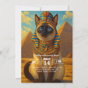 Königliche ägyptische Pharaonenkatze in der Wüste Einladung
