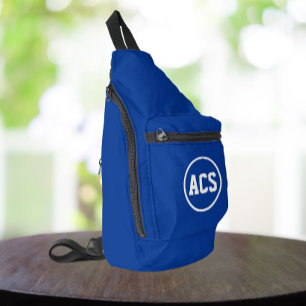 Königsblau-weiße Schulfarben und -buchstaben Crossbody Bag