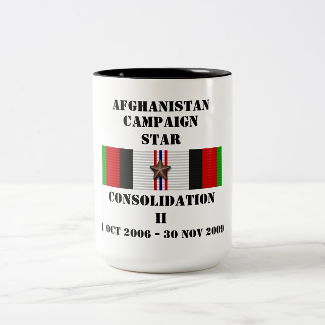 Konsolidierung II/KAMPAGNSTAR Zweifarbige Tasse (Mittel)