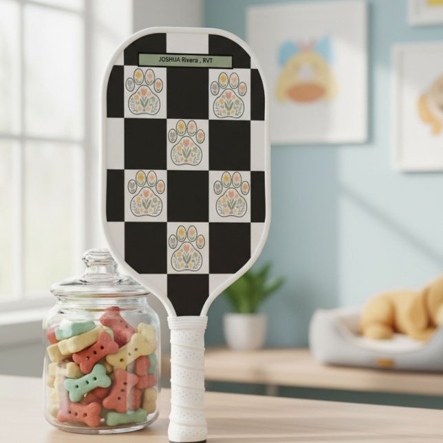 Kontrolltafel für den Blumenmuster Veterinärname Pickleball Schläger (Von Creator hochgeladen)