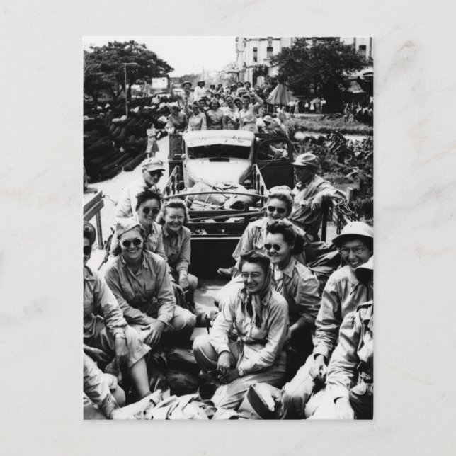 Konvoi der Krankenschwestern im Zweiten Weltkrieg Postkarte (Vorderseite)