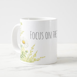 Konzentriere dich auf das Gute - Aquarell-Gänseblü Jumbo-Tasse