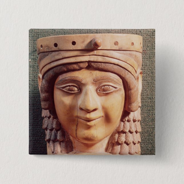 Kopf einer Frau, genannt die Dame des Brunnens Button (Vorderseite)