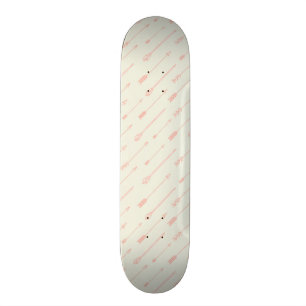 Koralle umrissenes Pfeil-Muster Skateboard