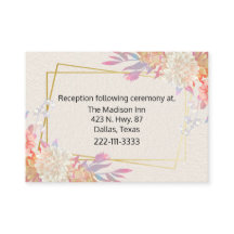 Korallen- und Elfenbeinblumenhochzeiten