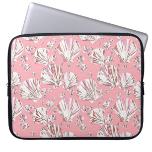 Korallenfarben, weiße und rosa Muscheln, rosa Hint Laptopschutzhülle