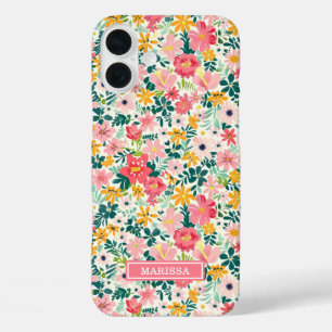 Korallenfarbene Ditsy-Blumen mit Monogramm iPhone 16 Plus Hülle