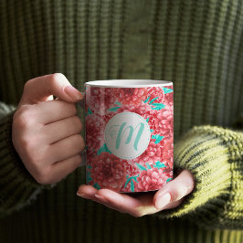 Korallenflorale Muster und Monogramm Tasse