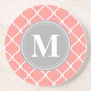 Korallenrosa Marokkanisches Gitter Grau Monogram Sandstein Untersetzer