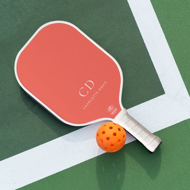 Korallenrosa Monogramm-Initialname Pickleball Schläger (Von Creator hochgeladen)