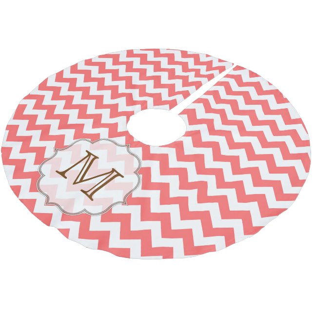 Korallenrost Monogram Zickzack Stripe initial Tree Polyester Weihnachtsbaumdecke (Schrägansicht)