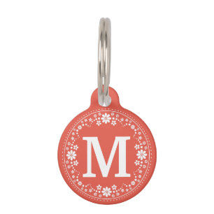 Korallenrotes weißes BlumenKranz-Monogramm Tiermarke