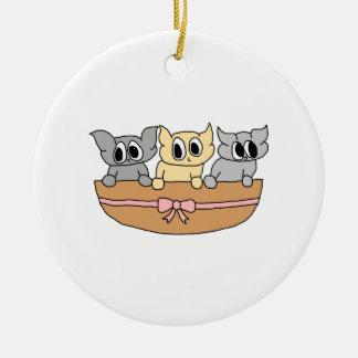 Korb mit 3 Kätzchen, Karikatur Keramikornament