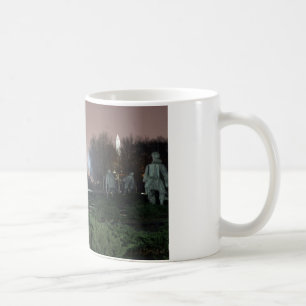 Koreakrieg-Erinnerungswashington-Monumentnacht Kaffeetasse