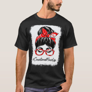 Korrektur-Krankenpflegerin gebleichtes unordentlic T-Shirt
