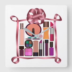 Kosmetisches Set Quadratische Wanduhr