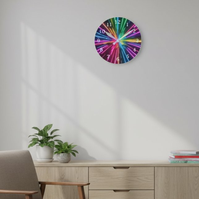 Kosmische Berstmauer Runde Wanduhr (Von Creator hochgeladen)