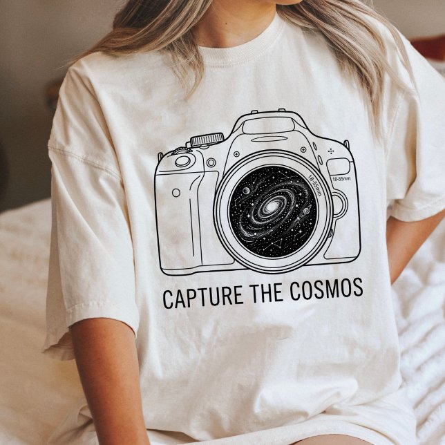 Kosmische Kamera: Erfasse das Universum Tri-Blend Shirt (Von Creator hochgeladen)