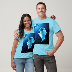 Kosmischer Geist im Raumdesign T-Shirt